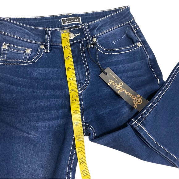 Soundgirl Women’s Flare Leg Blue Jeans Size 3 Embroidered Rhinestone Juniors - Picture 6 of 16